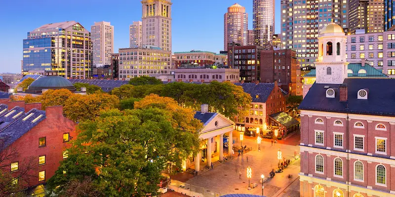 Faneuil Hall from the air Scenes from Faneuil Hall in Boston